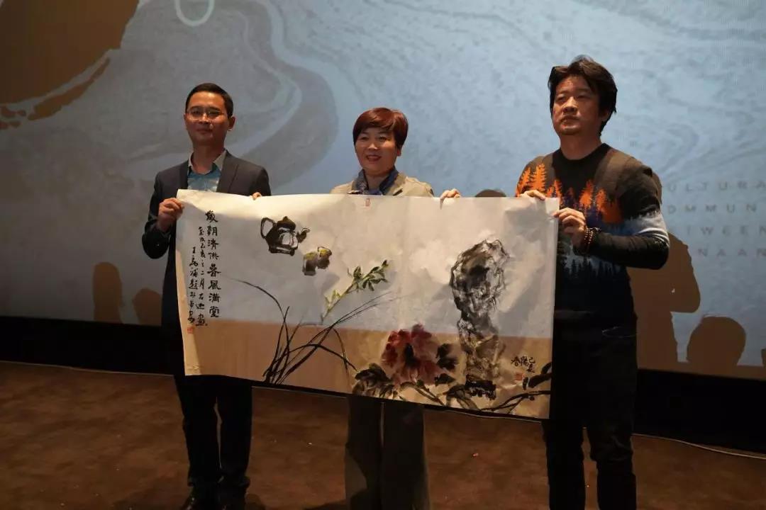 5c89bd37a8180.jpg 5c89bd37a8180.jpg