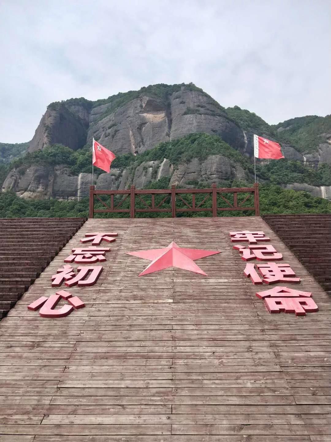 5d08a352b7f12.jpg 5d08a352b7f12.jpg