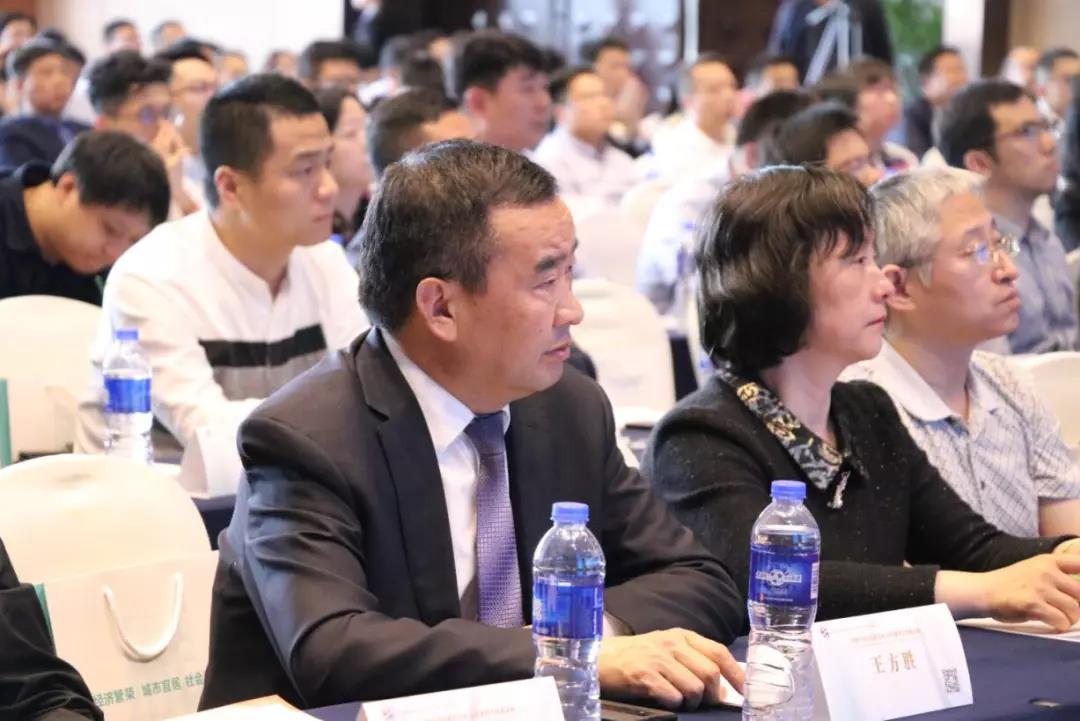 5d098d2e9bc54.jpg 5d098d2e9bc54.jpg