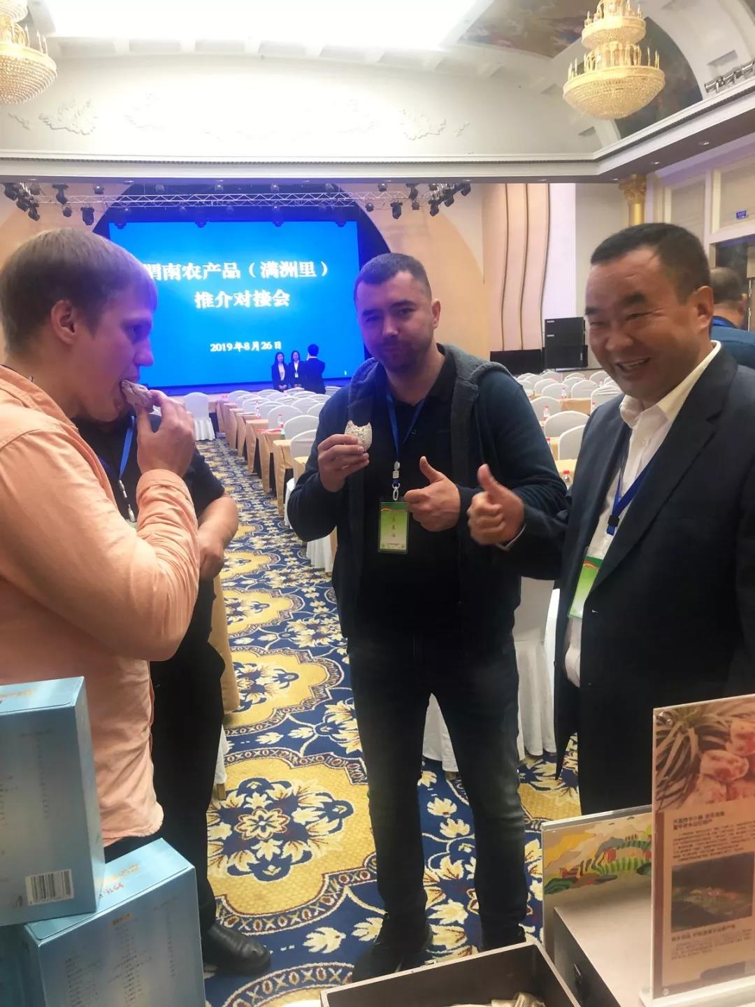 5da3dff648a3e.jpg 5da3dff648a3e.jpg