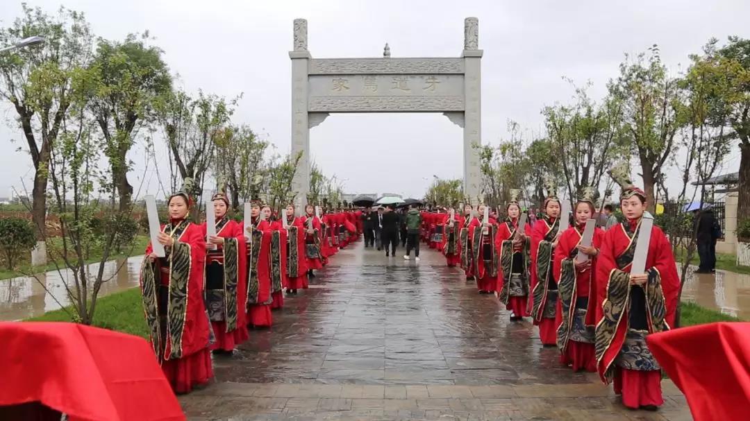 5db3a4b08eda1.jpg 5db3a4b08eda1.jpg