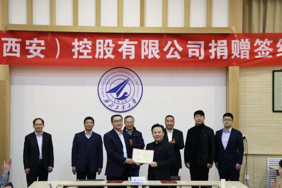 5ddf830e5a286.jpg 5ddf830e5a286.jpg