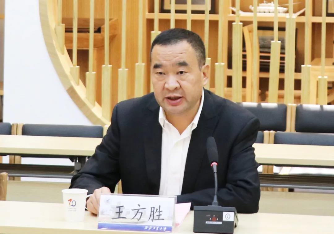 5ddf9a5cb6485.jpg 5ddf9a5cb6485.jpg