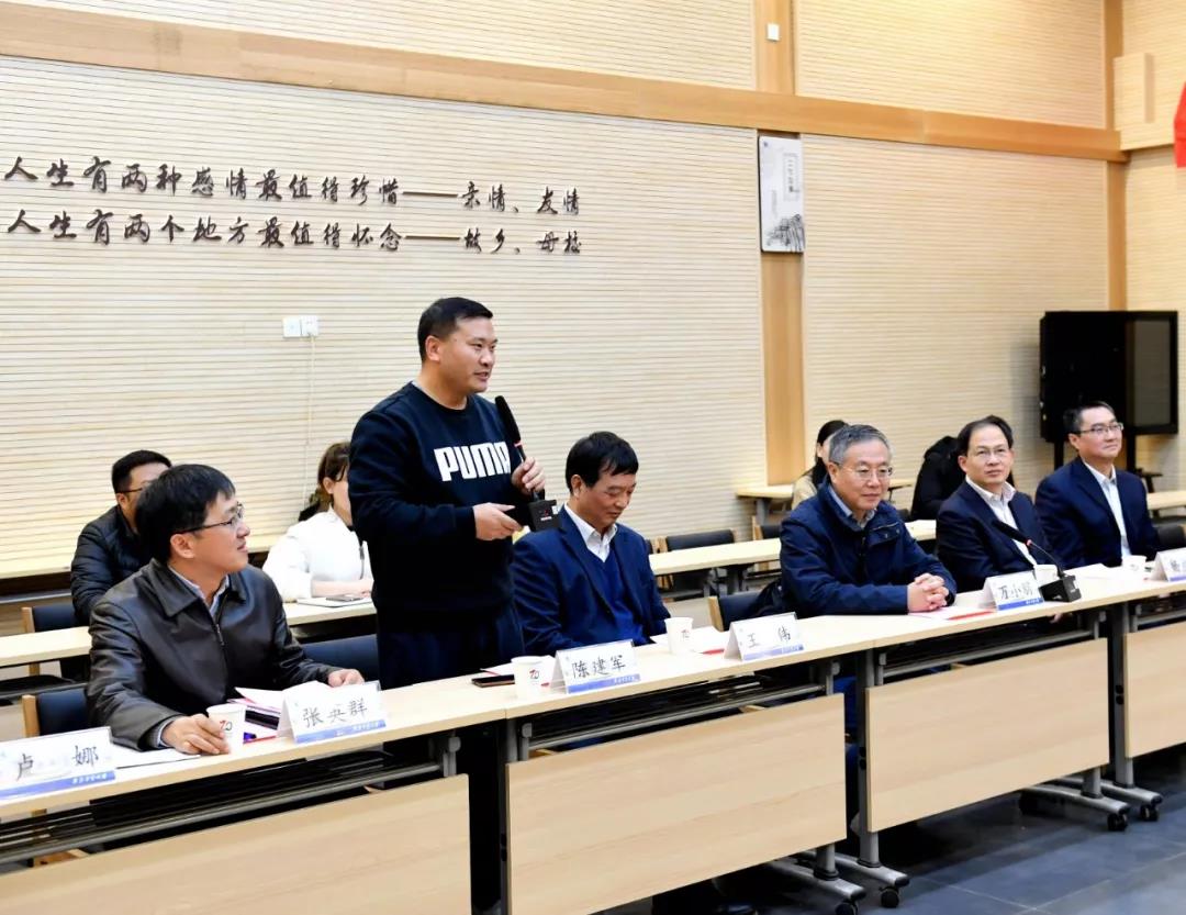 5ddf9a7bf303d.jpg 5ddf9a7bf303d.jpg